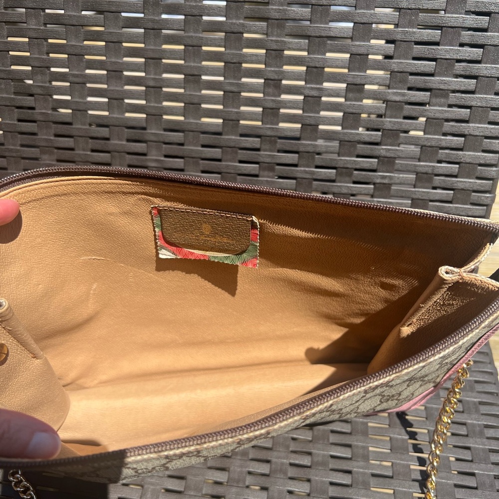 Authentic Gucci bag - Picture 10 of 12